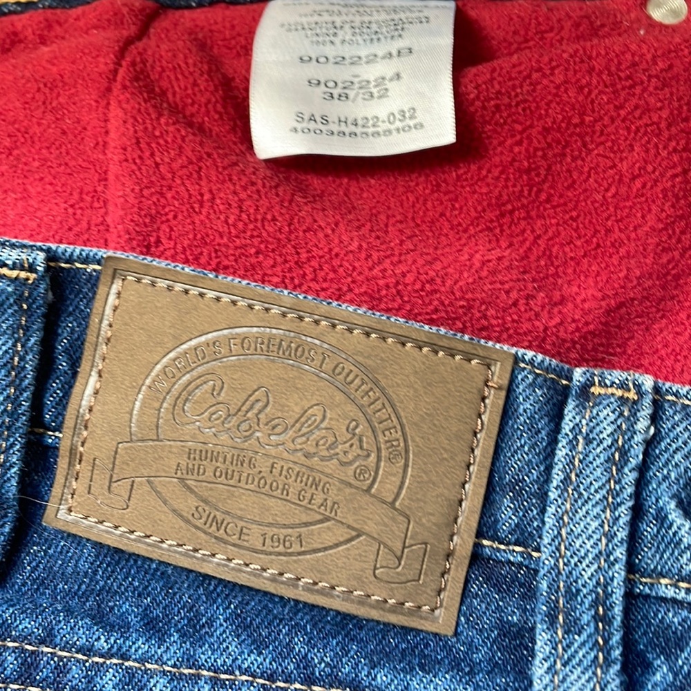 Cabelas lined blue jeans size 38/32 new never worn.